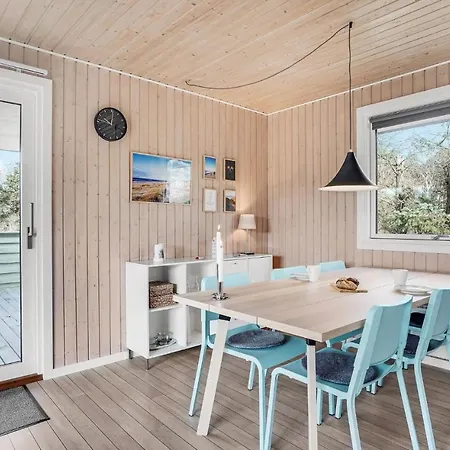 3 Bedroom Cozy Home In Hvide Sande * Bjerregard