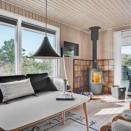 3 Bedroom Cozy Home In Hvide Sande * Bjerregard