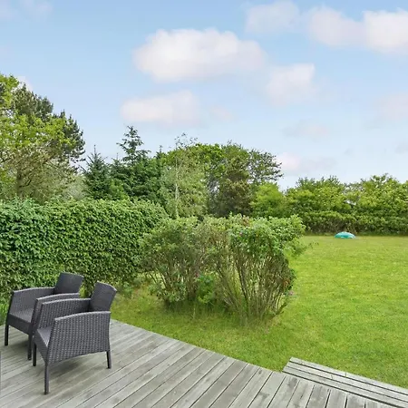 Holiday home 3 Bedroom Cozy Home In Hvide Sande Bjerregard